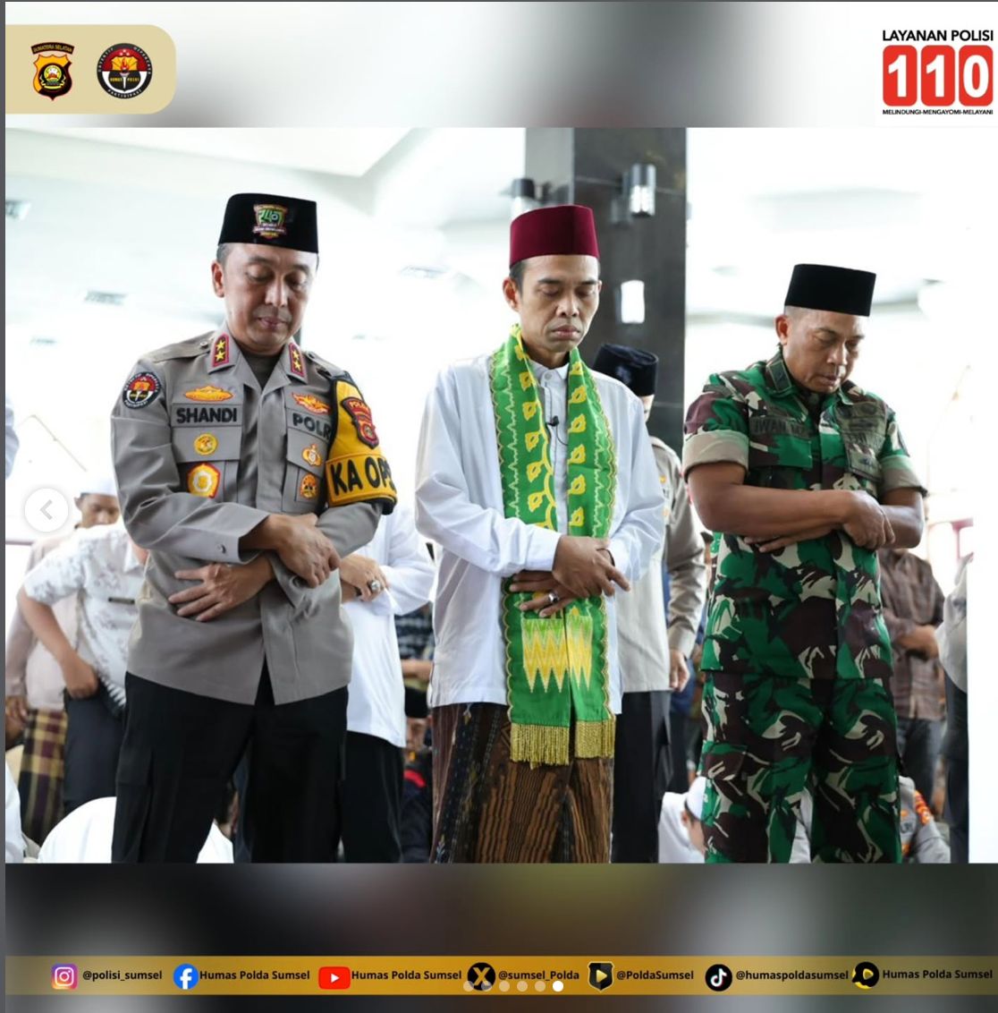 Menjemput Kemuliaan dalam Pengabdian: Momen Khusyuk Kapolda Sumsel & UAS di Masjid Assa’adah